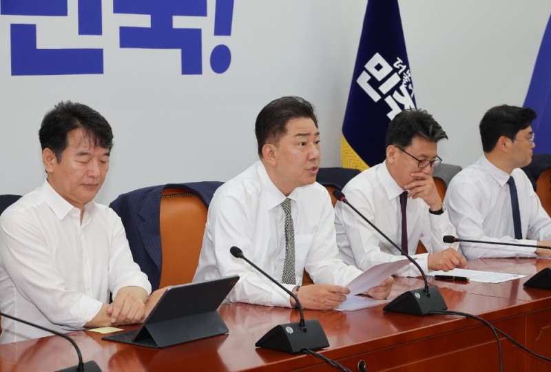 정책조정회의 발언하는 김병기 원내대표(사진=연합뉴스)