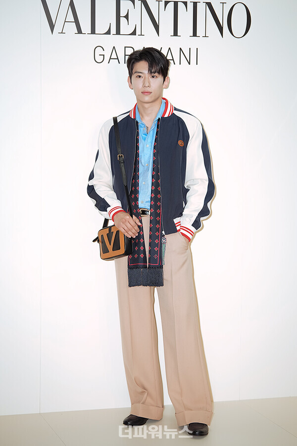 덱스,포토월행사