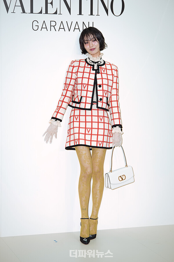 나나,포토월행사