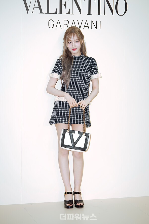 아이브리즈,포토월행사