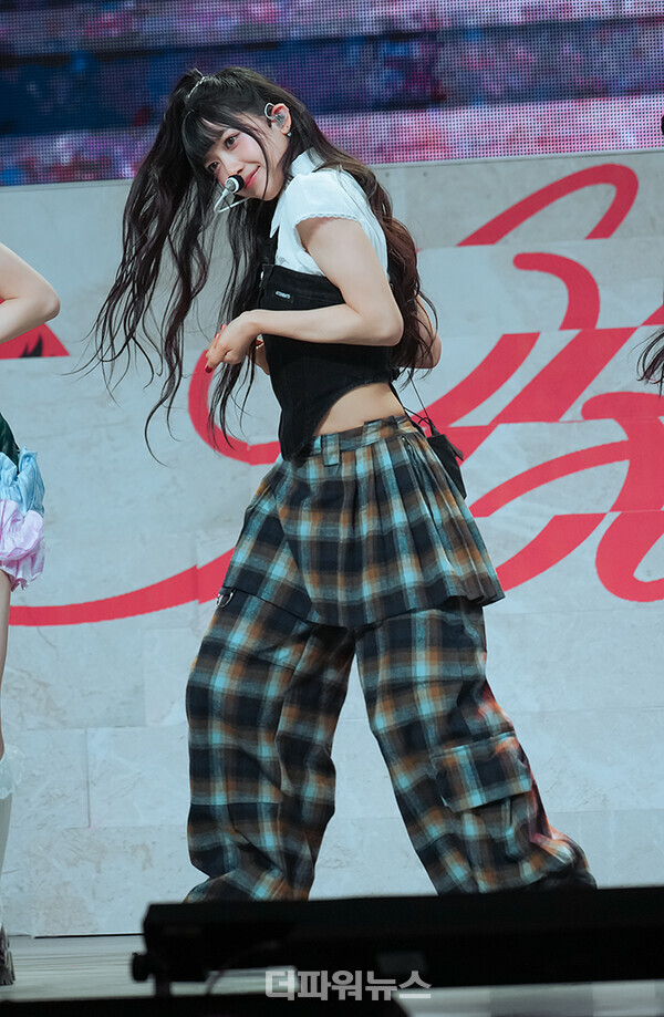 베이비돈크라이쿠미,싱글‘FGirl(에프걸)’발매기념쇼케이스