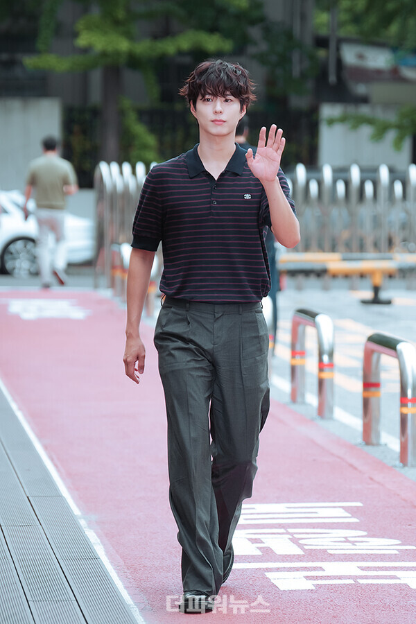 박보검,KBS‘박보검의칸타빌레’출근길