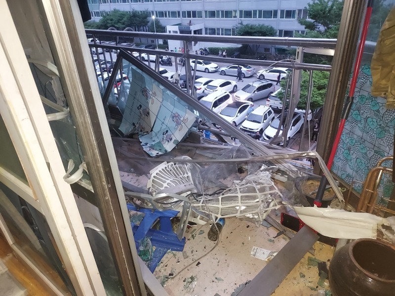 깨진 유리창(사진=연합뉴스)