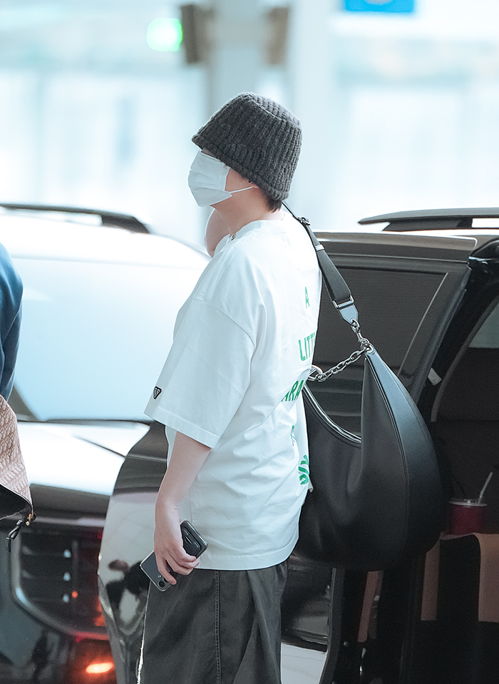 방탄소년단 슈가, 인천국제공항 출국