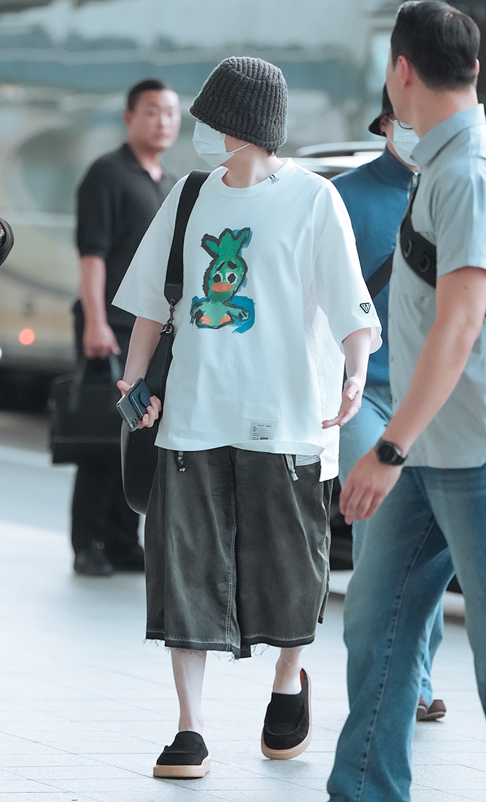 방탄소년단 슈가, 인천국제공항 출국