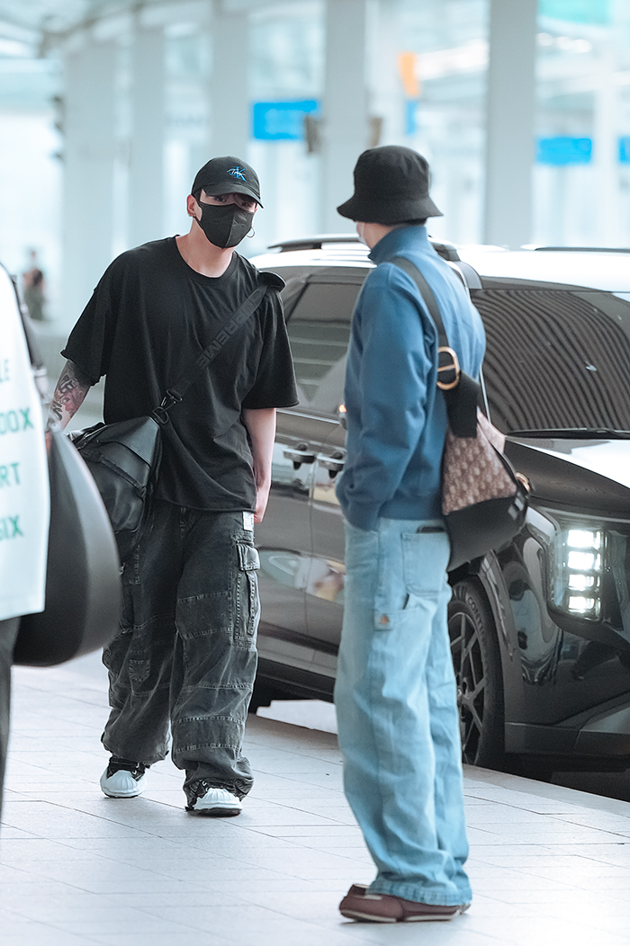 방탄소년단 정국-지민, 인천국제공항 출국