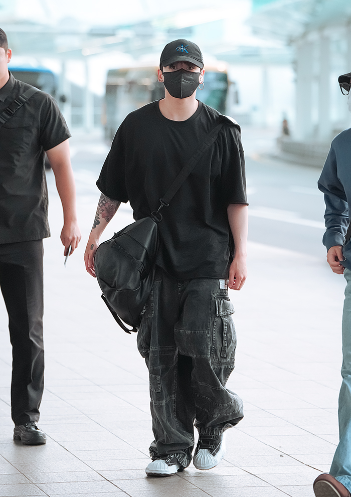방탄소년단 정국, 인천국제공항 출국