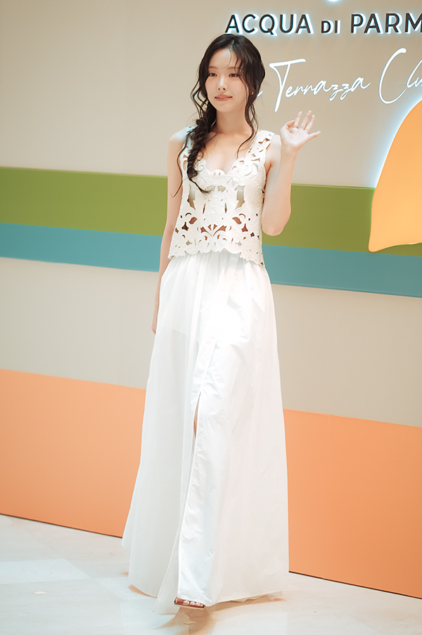 손나은, 포토월 행사