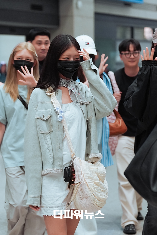 아이브 레이, 인천국제공항 입국