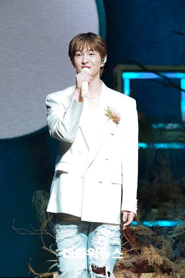 온유, 두 번째 정규앨범 퍼센트(PERCENT) 쇼케이스