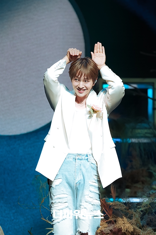 온유, 두 번째 정규앨범 퍼센트(PERCENT) 쇼케이스