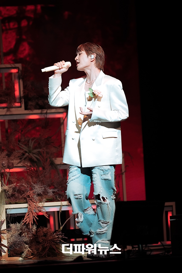 온유, 두 번째 정규앨범 퍼센트(PERCENT) 쇼케이스