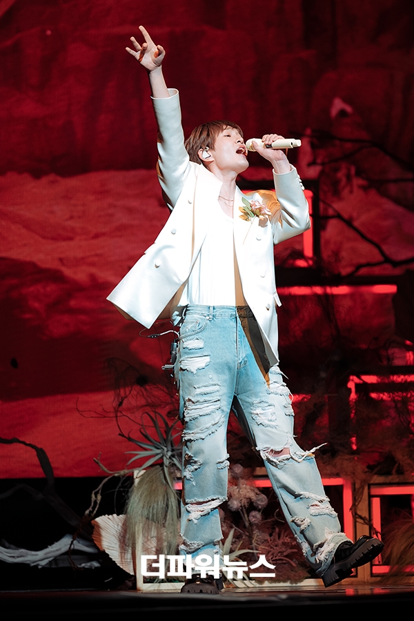 온유, 두 번째 정규앨범 퍼센트(PERCENT) 쇼케이스