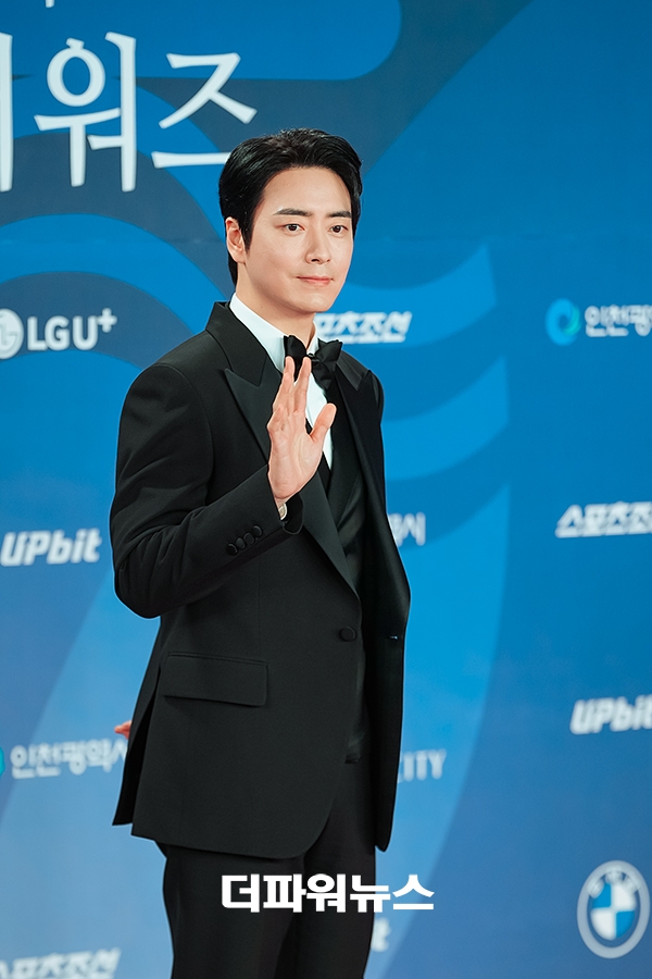 이준혁, 제4회 청룡시리즈어워즈 레드카펫 행사