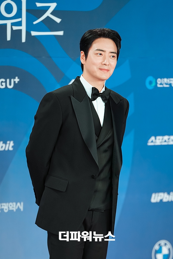 이준혁, 제4회 청룡시리즈어워즈 레드카펫 행사