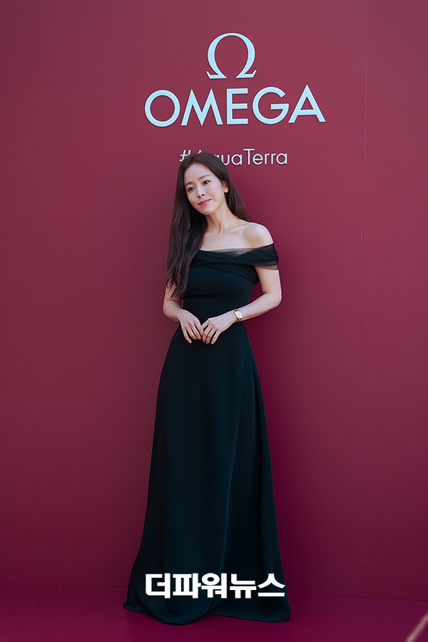 한지민, 포토월 행사