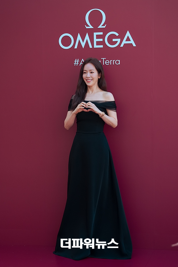 한지민, 포토월 행사