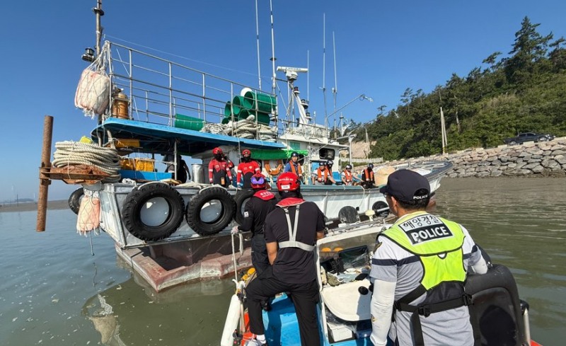 침수 선박(사진=연합뉴스)