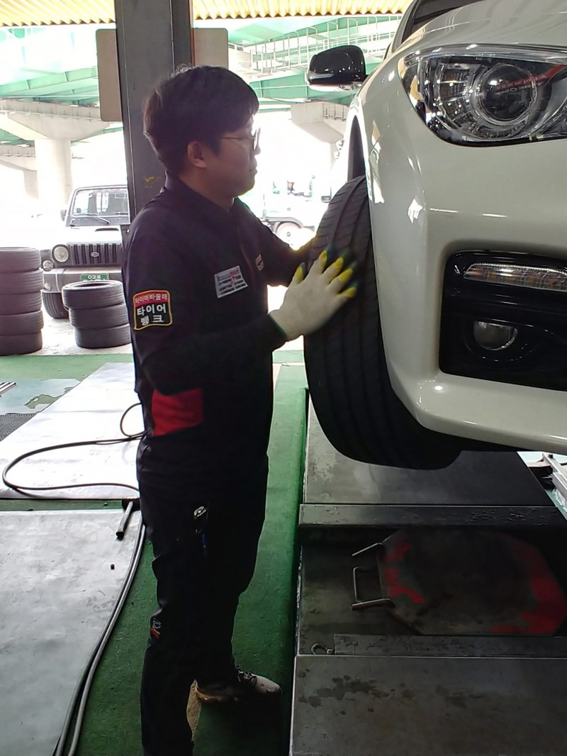 타이어뱅크, “여름 휴가철, 장거리 운행 전후 타이어 점검 필수적”