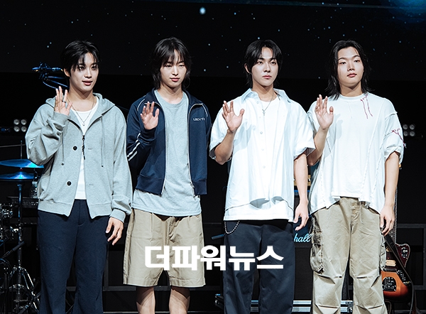 드래곤포니, 지구소년 발매 기념 쇼케이스