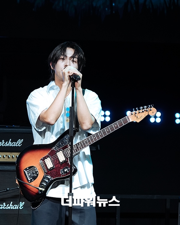 드래곤포니, 지구소년 발매 기념 쇼케이스