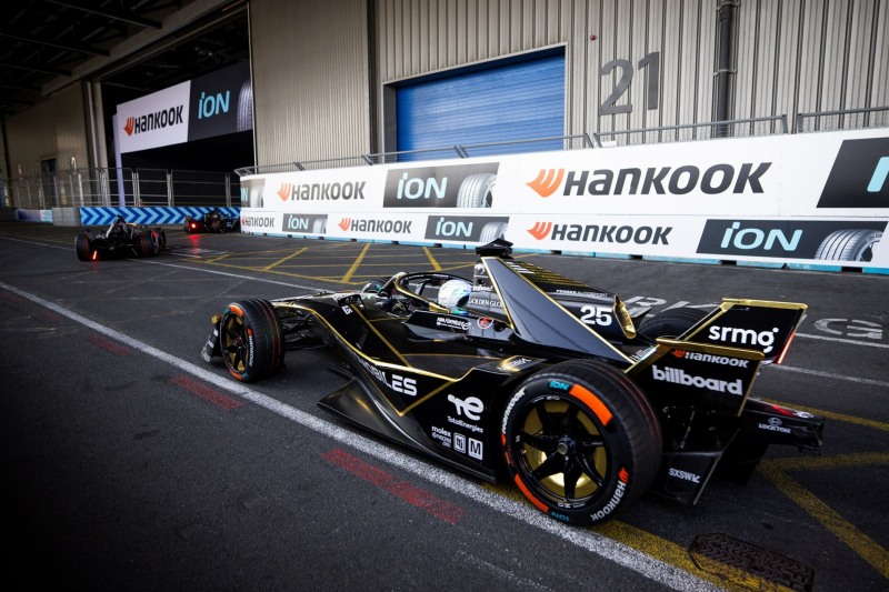 포뮬러 E 2025 런던 E-Prix 경기 장면.(사진=한국타이어)