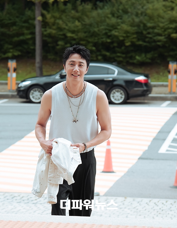 정일우, 라디오 '이은지의 가요광장' 출근길