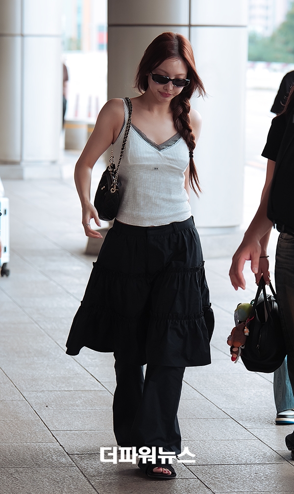 트와이스 나연, 김포국제공항 출국