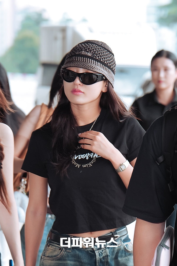 트와이스 지효, 김포국제공항 출국