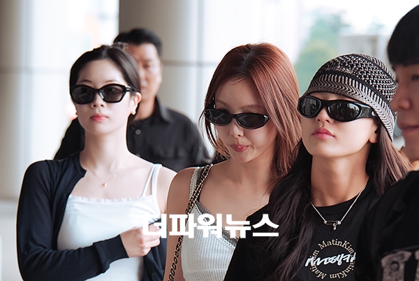 트와이스 다현-나연-지효, 김포국제공항 출국