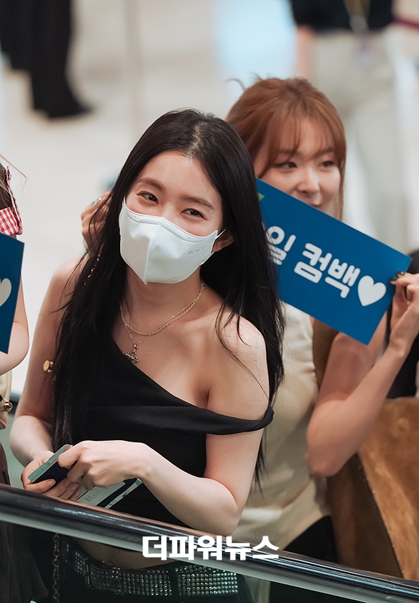 레드벨벳 아이린, 김포국제공항 출국