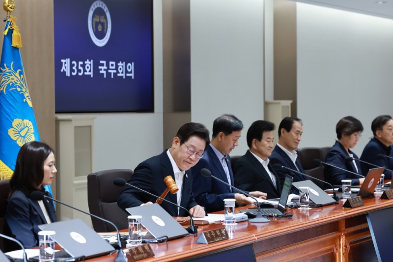 이재명 대통령 임시 국무회의 개회 선언(사진=연합뉴스)