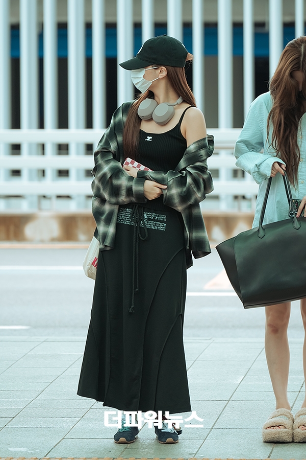 르세라핌 홍은채, 인천국제공항 출국