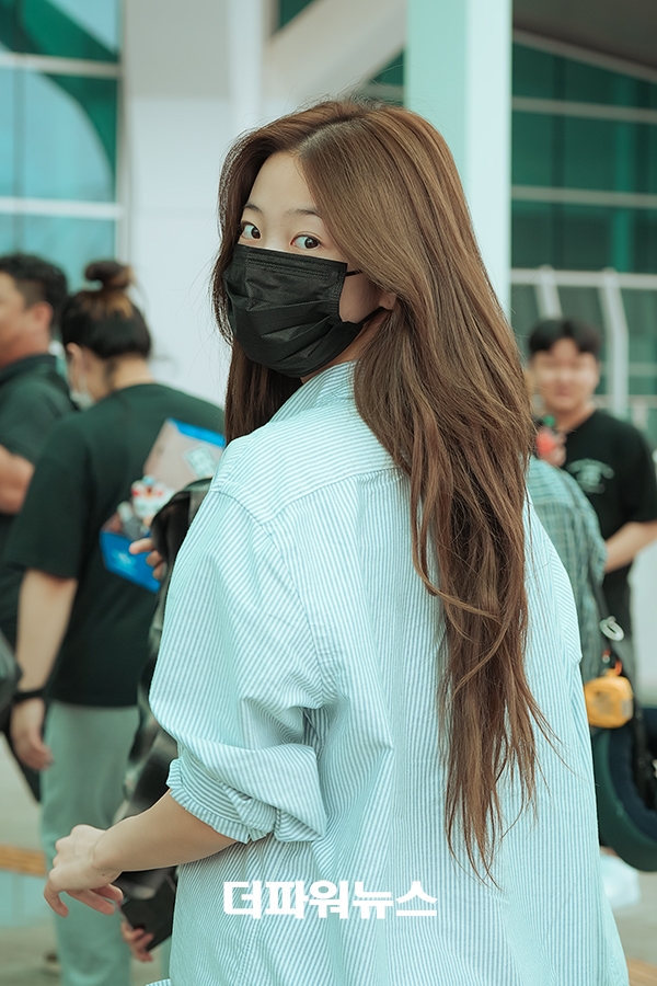 르세라핌 카즈하, 인천국제공항 출국