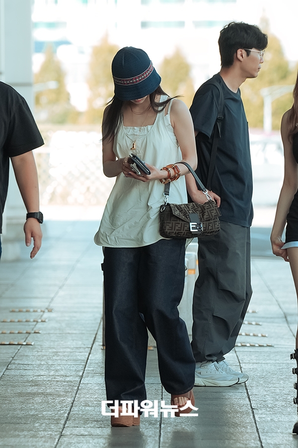 베이비몬스터 루카, 인천국제공항 출국