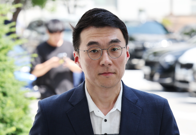 2심 선고 출석하는 김남국 전 의원.(사진=연합뉴스)