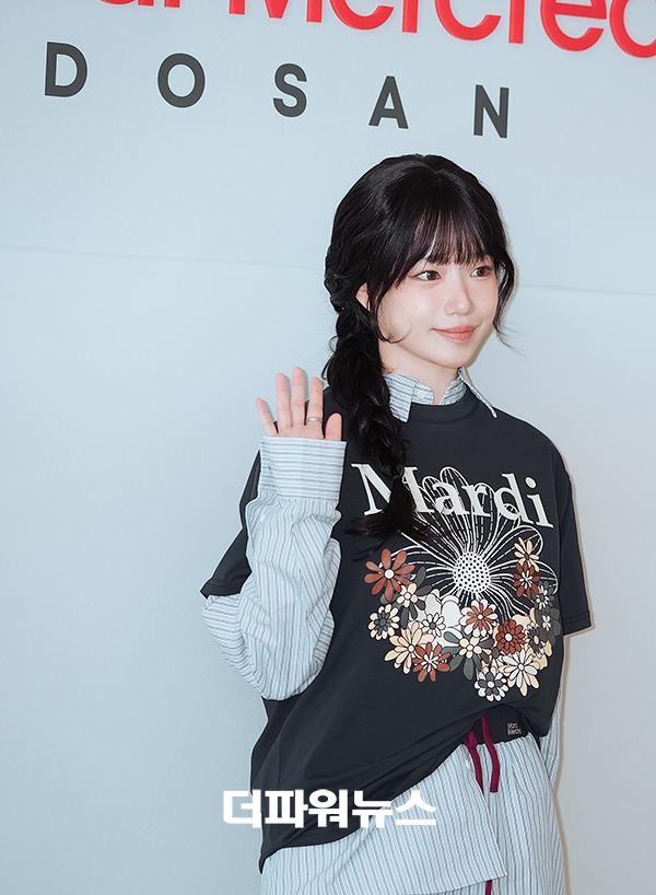 조유리, 포토월 행사