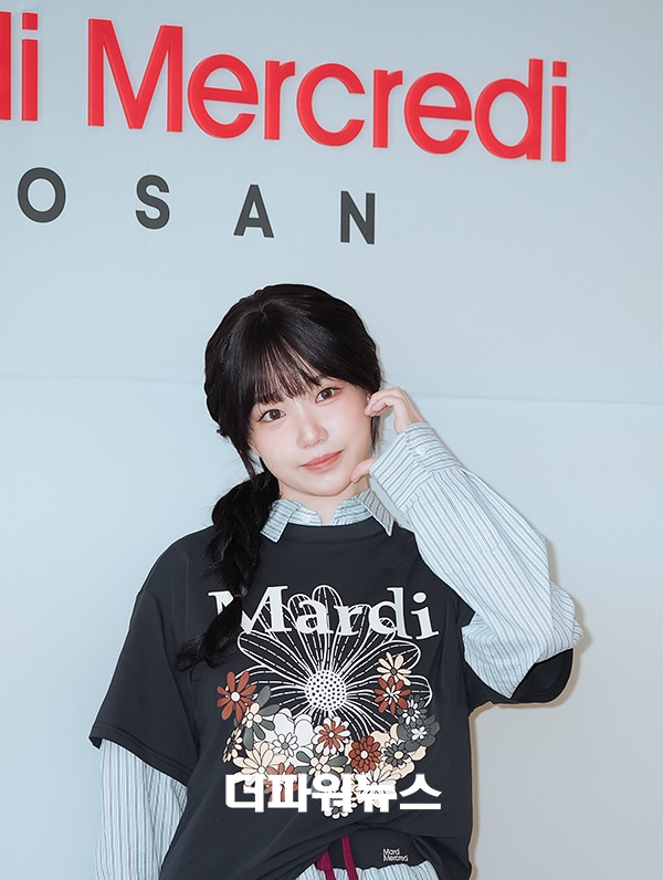 조유리, 포토월 행사