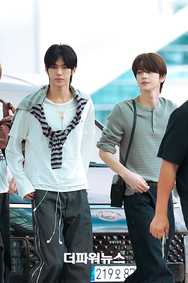 투어스(TWS) 도훈-신유, 인천국제공항 출국