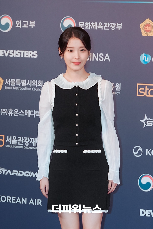 아이유, 2025 뉴시스 한류엑스포 포토월