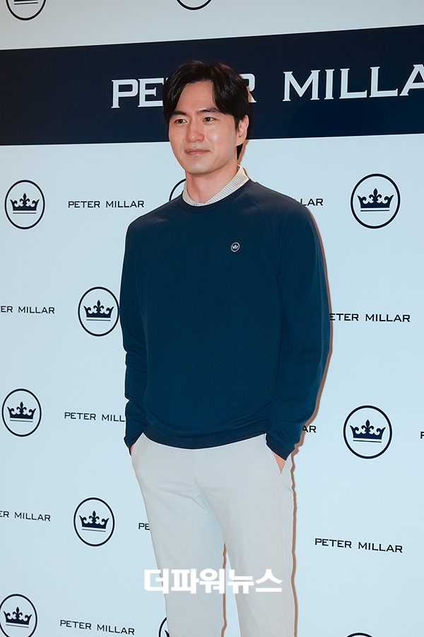 이진욱, 포토월 행사