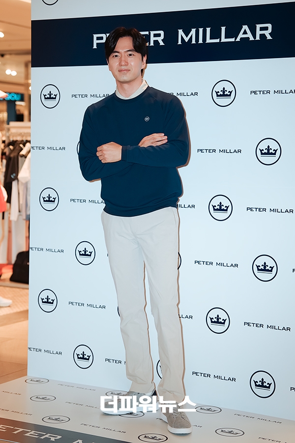 이진욱, 포토월 행사