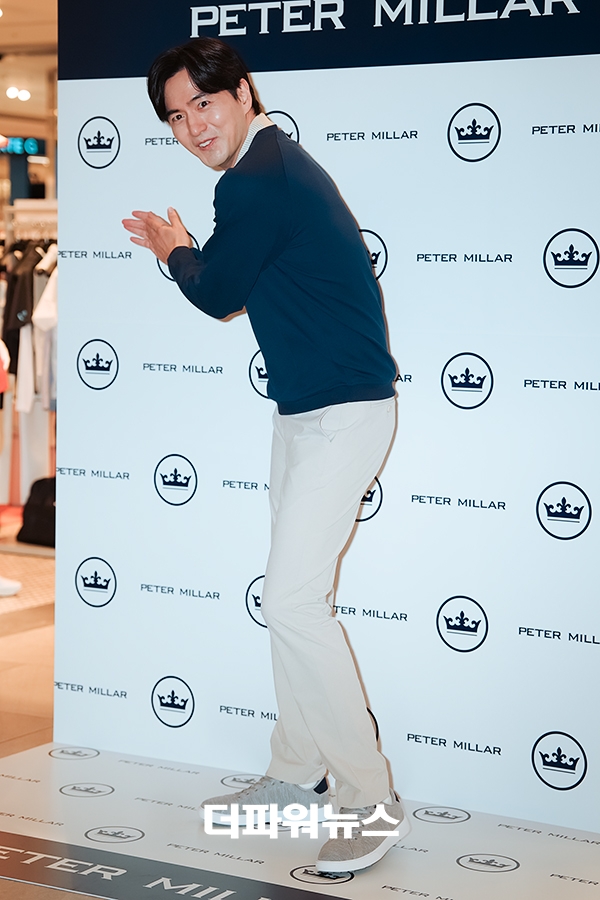 이진욱, 포토월 행사