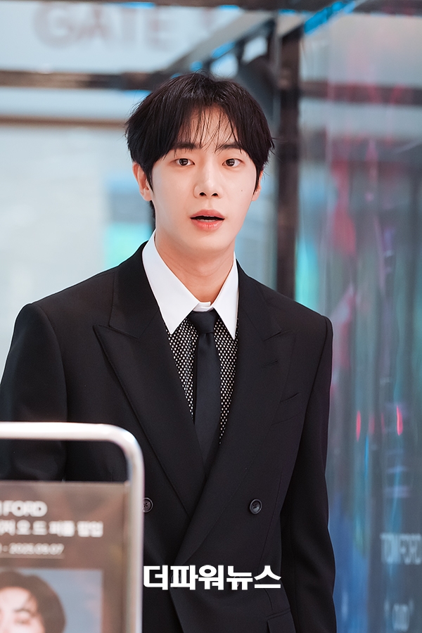 추영우, 포토월 행사