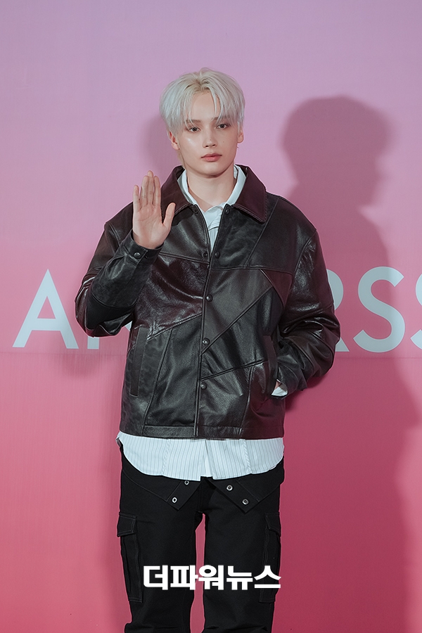 휴닝카이, 2026 S/S 서울패션위크 앤더슨벨 오프닝쇼