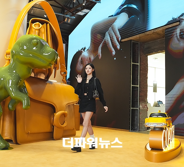 키스오브라이프 하늘, 포토월 행사