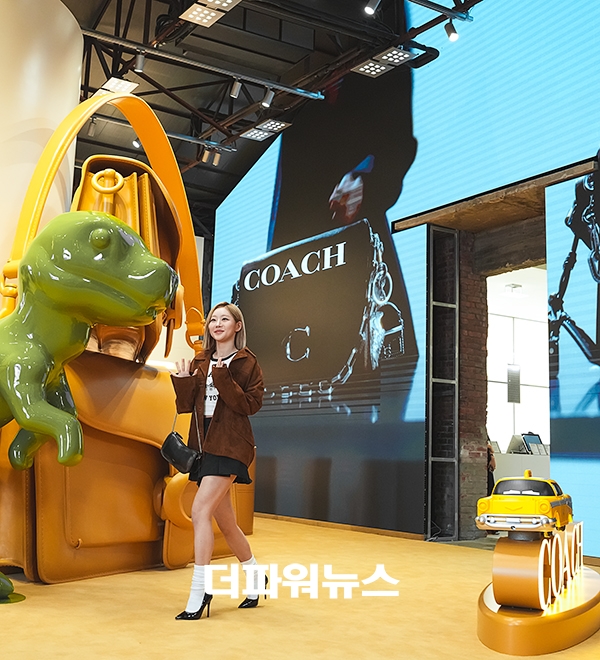 키스오브라이프 쥴리, 포토월 행사