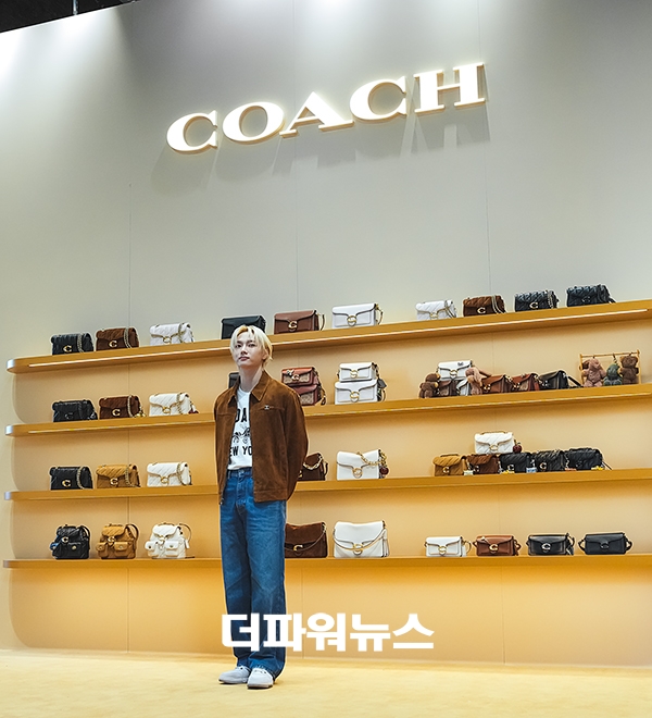 보이넥스트도어 성호, 포토월 행사