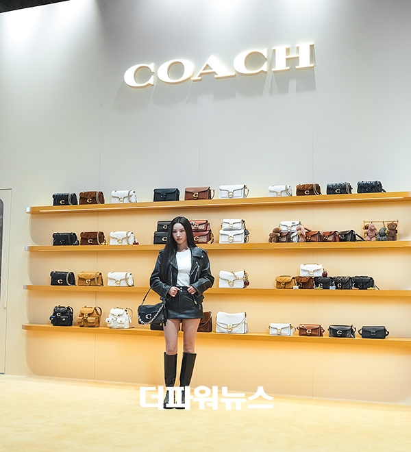 아이들 소연, 포토월 행사