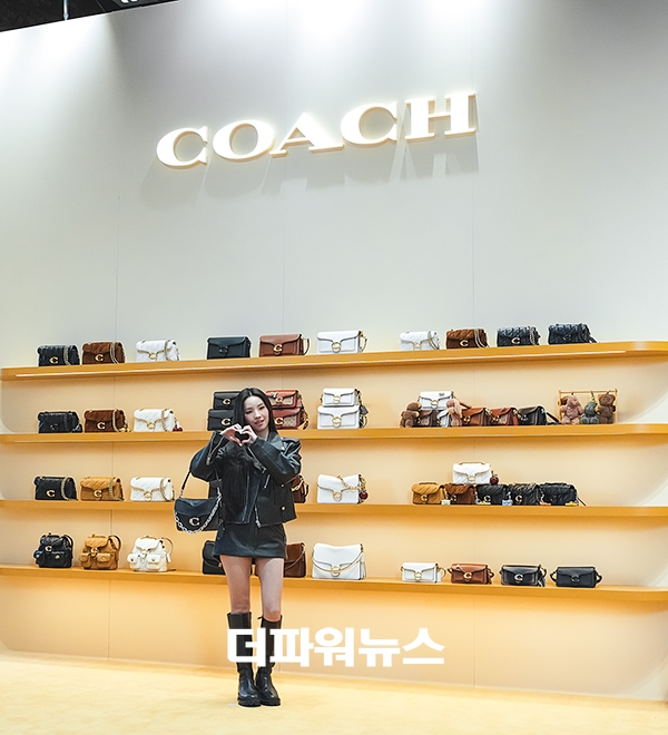 아이들 소연, 포토월 행사